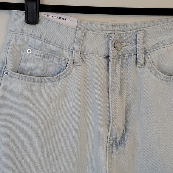 We Wore What THE ICON Jeans 26 High Rise Light Wash Straight Leg Beachy Casual - Picture 3 of 11